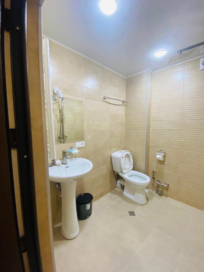 Hotel Sunrise Кутаиси Экстерьер фото