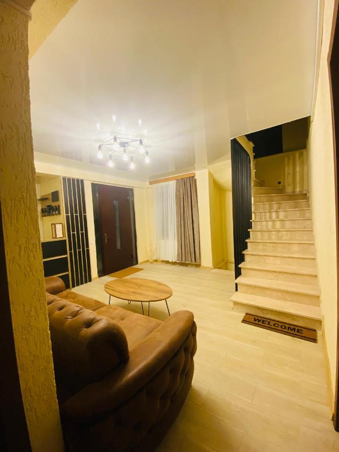 Hotel Sunrise Кутаиси Экстерьер фото
