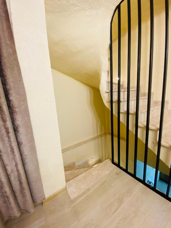Hotel Sunrise Кутаиси Экстерьер фото