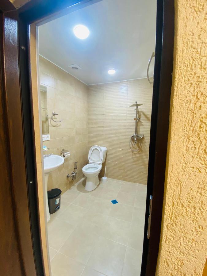 Hotel Sunrise Кутаиси Экстерьер фото